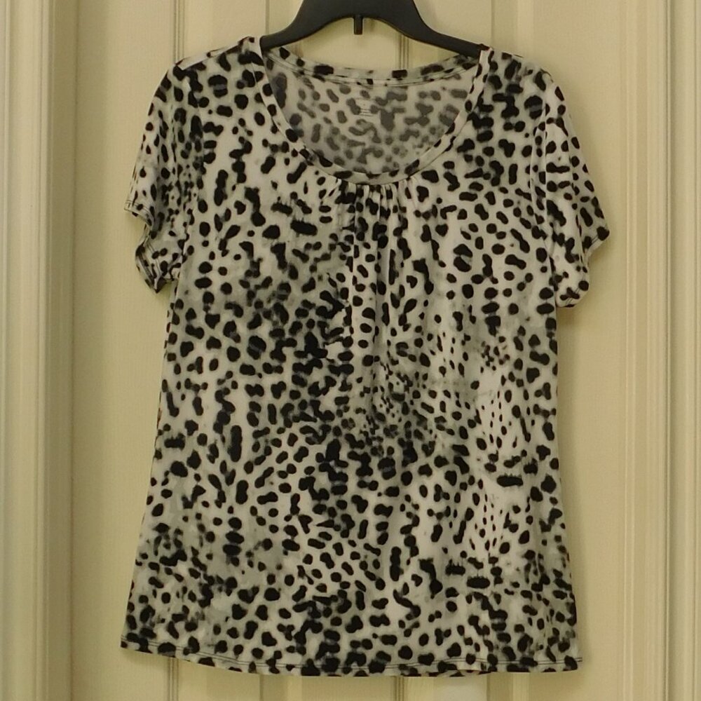 WORTHINGTON Short Sleeve Jersey Knit Pullover Top Cheetah Print Large